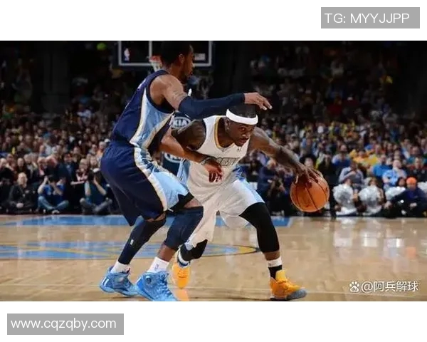 骑士与灰熊激战12月14日球迷期待精彩对决与精彩瞬间