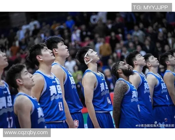 特雷杨引领新一代篮球风潮展现个人魅力与团队精神的完美结合