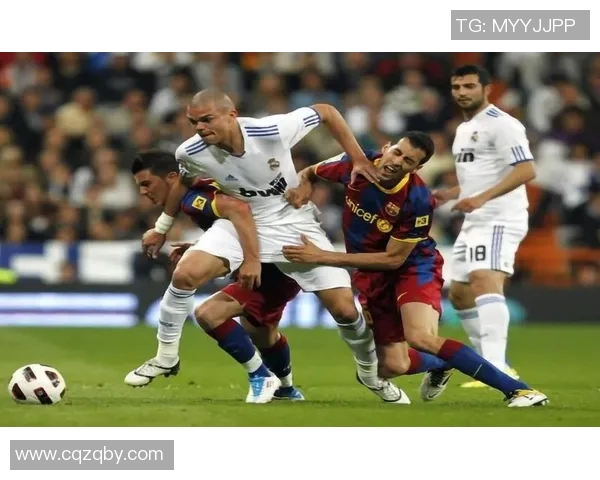 杭州足球队区域防守创新解析与战术演变的深度剖析MBA