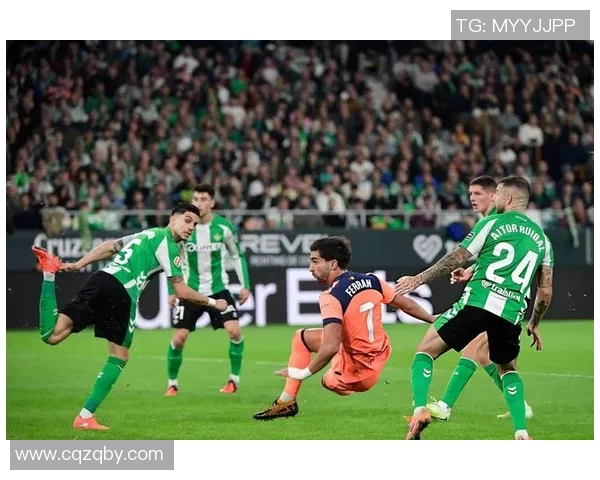 费兰托雷斯的崛起之路：从青训天才到国际赛场的闪耀明星